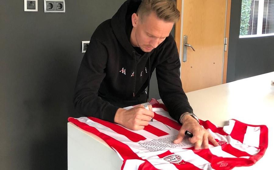 EL PSV llama a De Jong, pero no al Sevilla