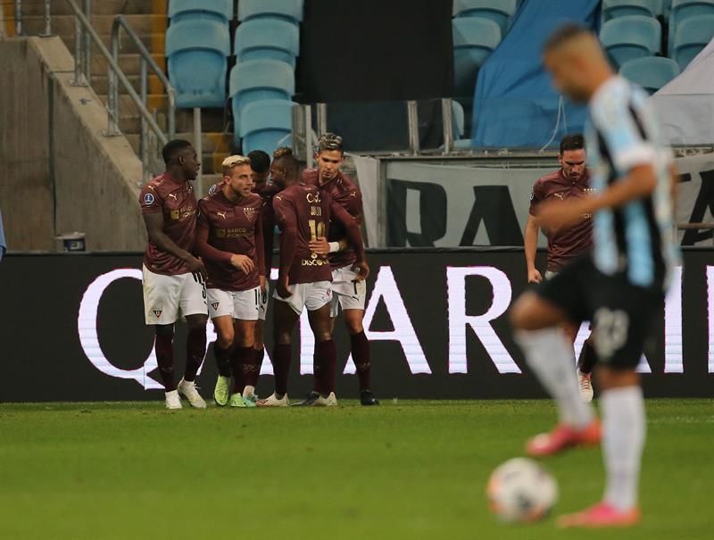 1-2. Liga elimina al Gremio de Scolari y se inscribe en los cuartos de final