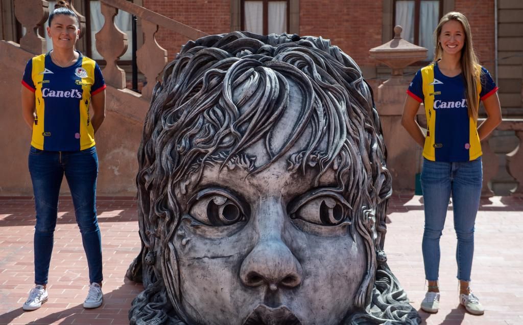 Bea Parra y Marta Pernarnau se marchan a México