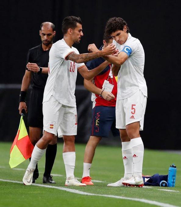 Parte médico de Ceballos y Mingueza, bajas casi seguras para España