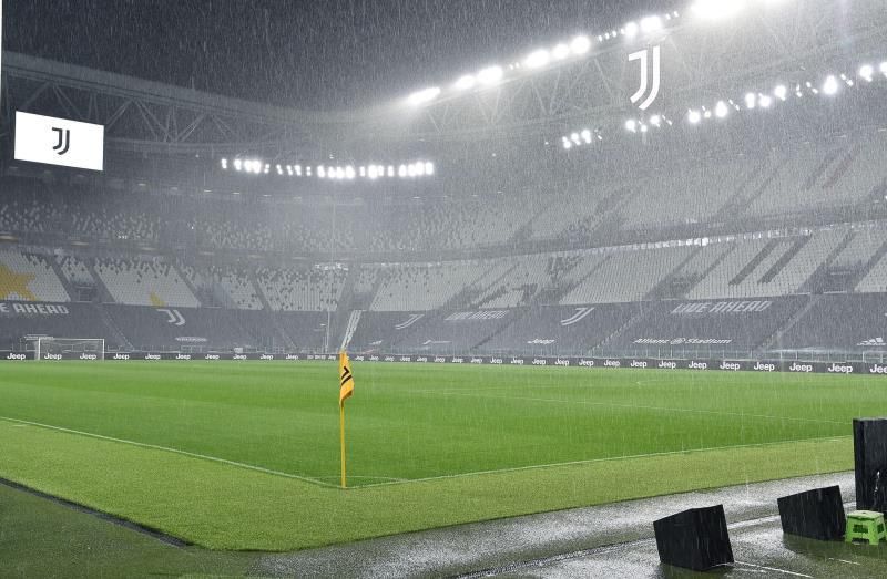 Italia debate ampliar el aforo de los estadios hasta el 75 % en el exterior
