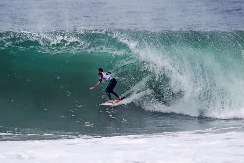 El surfista portugués Frederico Morais fuera de los Juegos Olímpicos por Covid