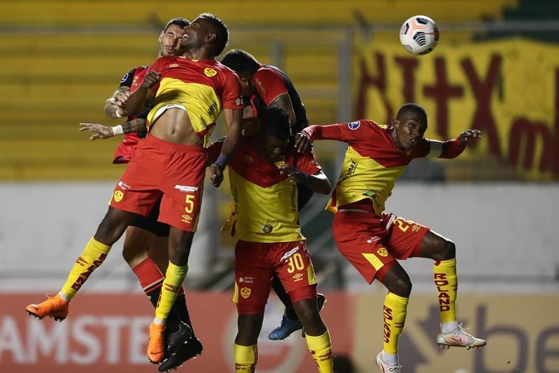 Aucas y Mushuc Runa empatan en el primer partido de segunda fase en Ecuador