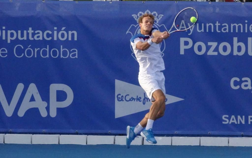 Adrián Menéndez cae en cuartos y deja el ATP Challenger de Pozoblanco sin españoles
