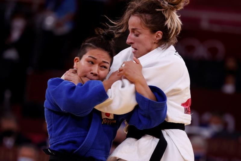 Japón logra su primera medalla en judo femenino con la plata de Funa Tonaki