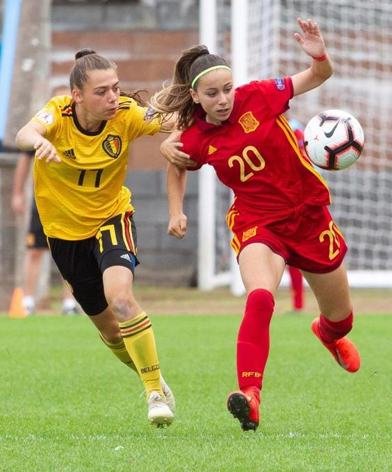 Athenea ficha por el Real Madrid procedente del Deportivo