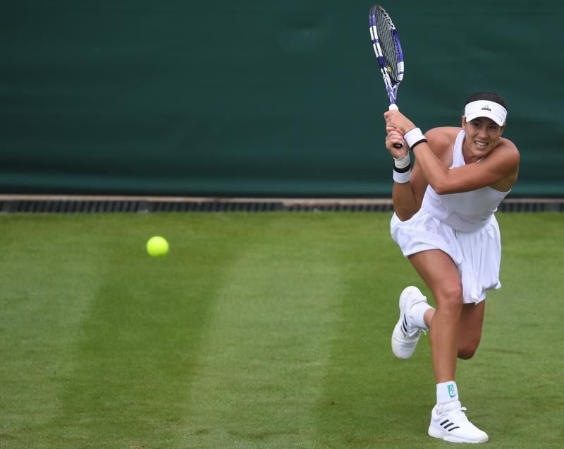 Muguruza a octavos de final tras arrasar a la china Wang