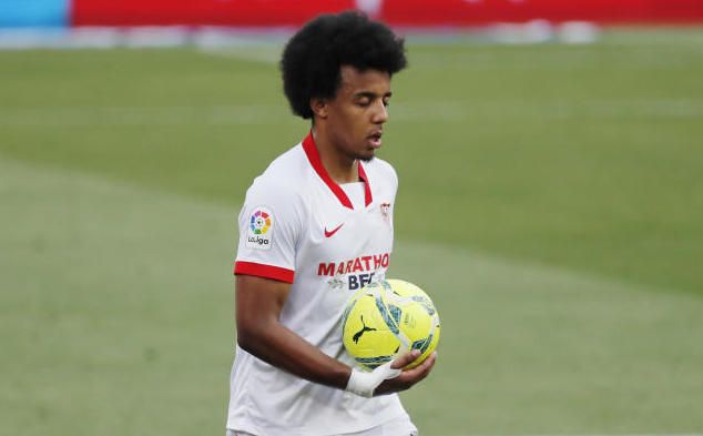 Chelsea y Sevilla FC negocian el traspaso de Jules Koundé