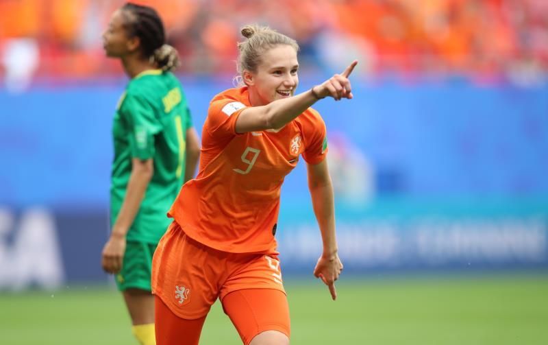 La neerlandesa Miedema bate el récord goleador en unos Juegos