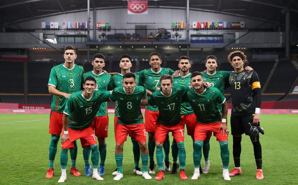 Borja Iglesias y Canales lideran un 'troleo' olímpico del Betis a la selección de México