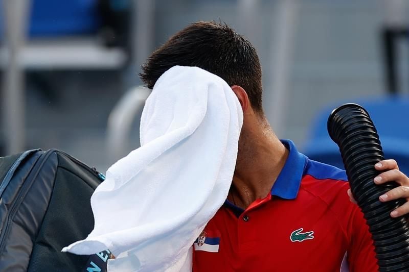 Djokovic mantiene su paso firme hacia el 'Golden Slam'