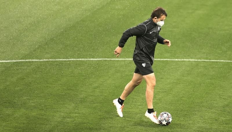 Lopetegui perfila detalles para el partido contra la Roma y adelanta la vuelta a Sevilla