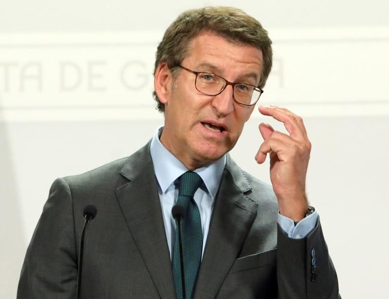 Feijóo felicita a Peleteiro y da ánimos a Ben para la final de 800