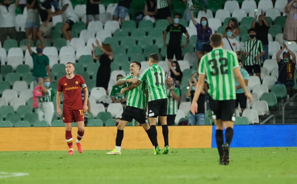 Real Betis-Roma (5-2): 'Manita' de prestigio en un duelo muy accidentado