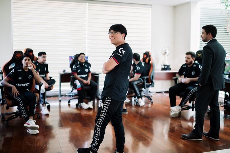 Infinity se confirma como el mejor equipo latino de LoL y avanza a la final