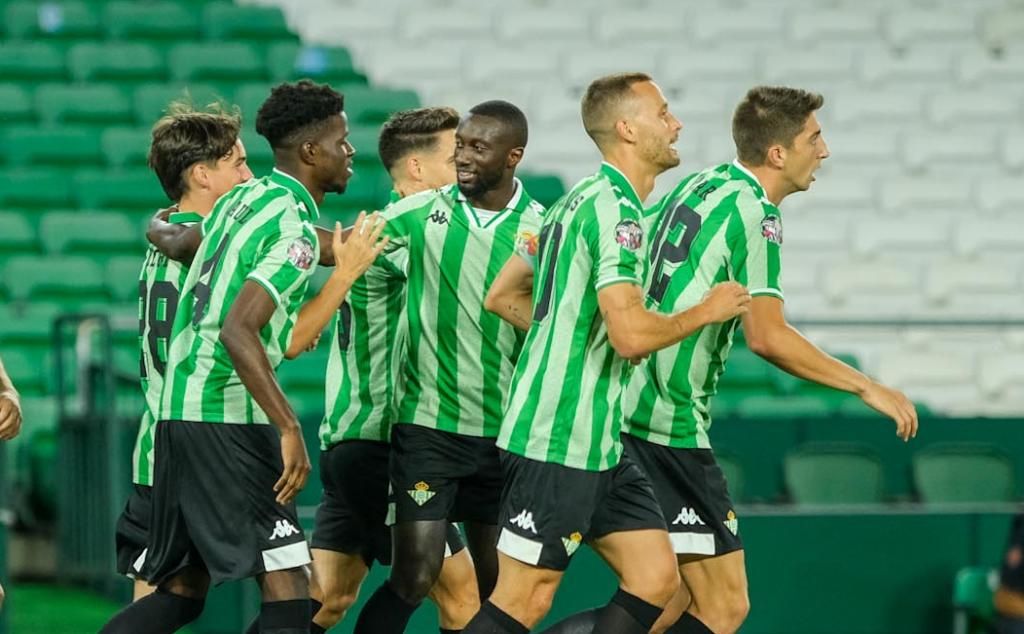 El parte médico de Sabaly y los partidos que se perderá con el Betis