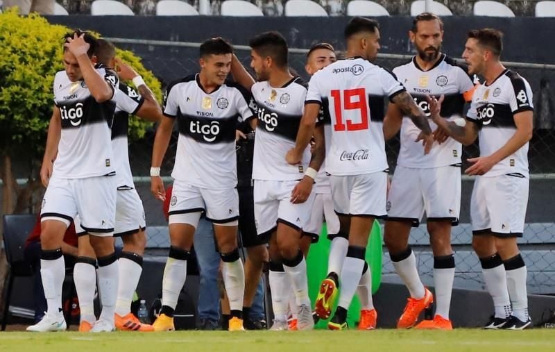 Olimpia llega con bajas ante un Flamengo dispuesto a ganar el partido de ida