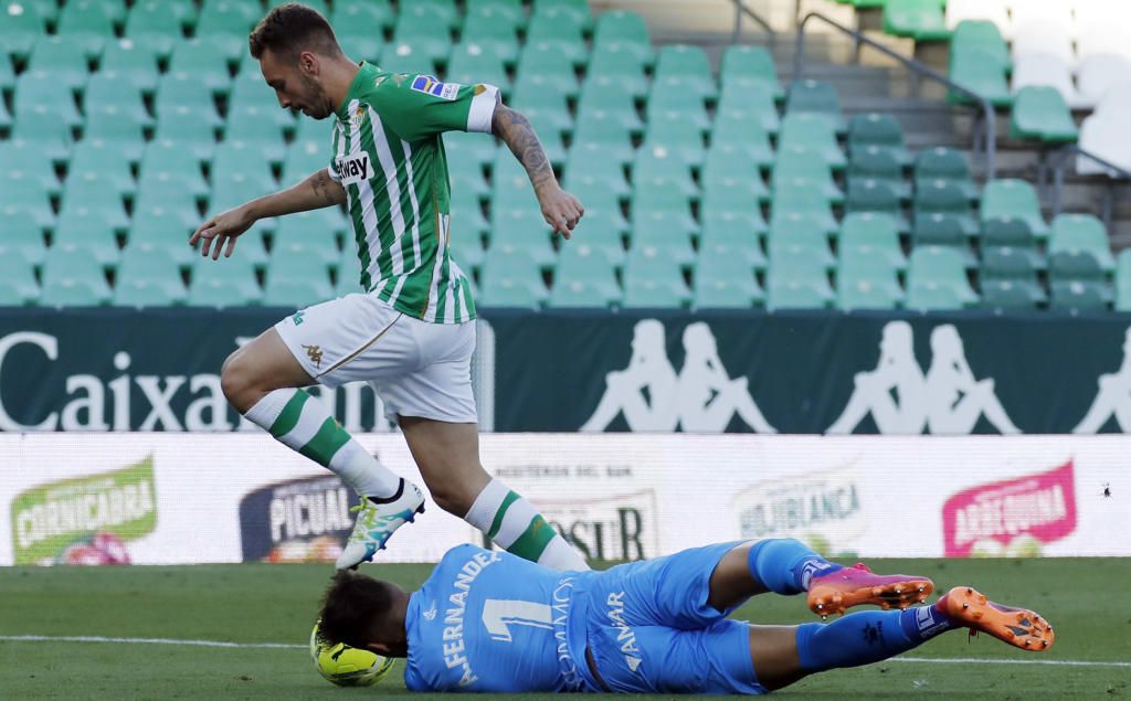 La afición quiere un cambio en la delantera del Betis