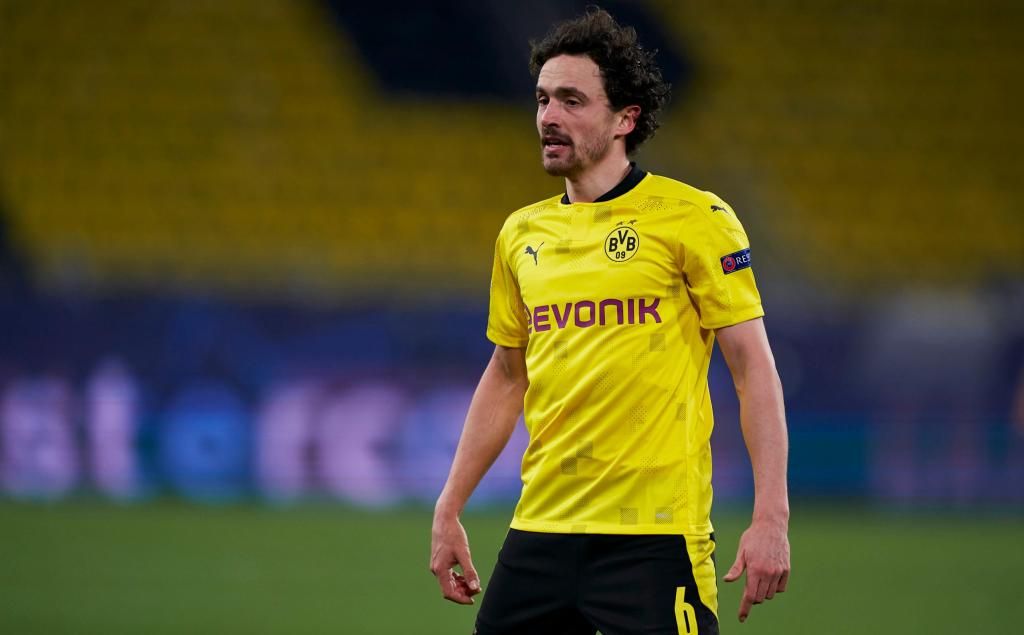 Delaney, en el banquillo en el primer partido de Bundesliga