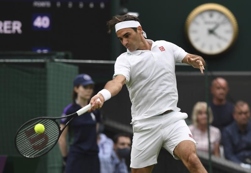 Federer anuncia que se volverá a operar de la rodilla