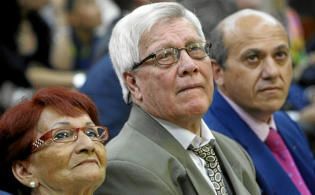 Muere Achucarro, un mito del sevillismo