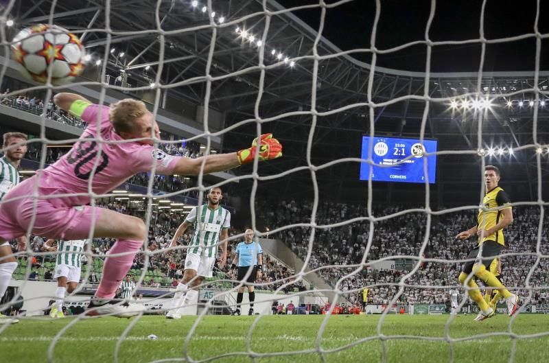 El Benfica elimina al PSV y avanzan Malmoe y Young Boys; este jueves, sorteo de la Fase de Grupos