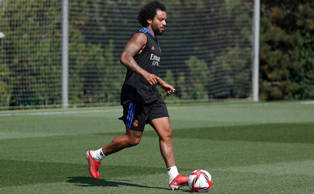 El Real Madrid prepara su encuentro ante el Betis sin Nacho