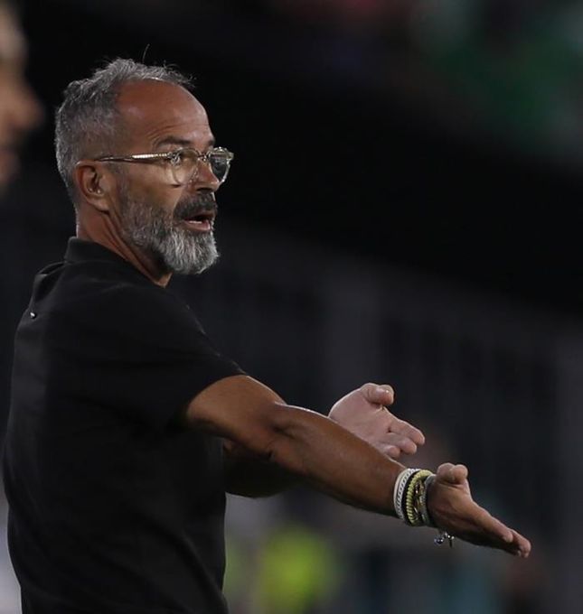 Cervera ve a Osasuna como "un espejo donde el Cádiz puede reflejarse"