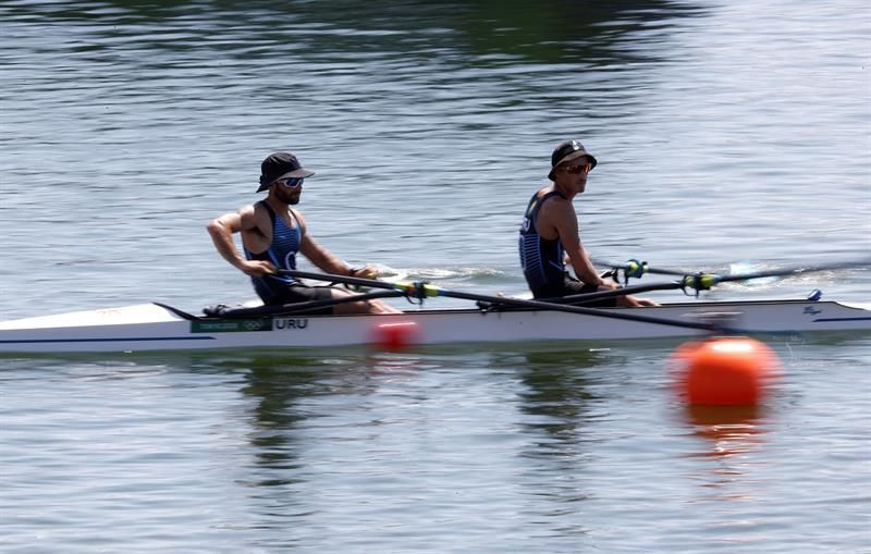 Los uruguayos Cetraro y Klüver reciben diploma olímpico y ya piensan en París