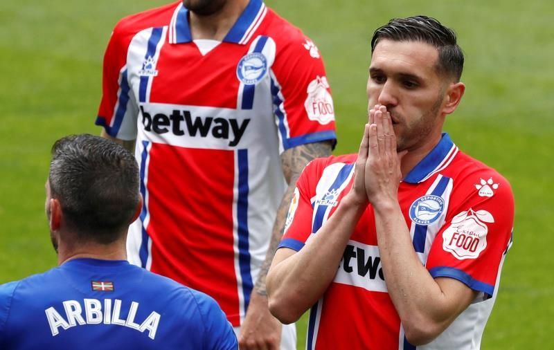 El Elche anuncia el fichaje del delantero Lucas Pérez