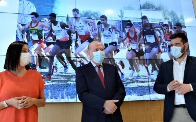 Villalobos: "Vamos a intensificar la cantidad y calidad de los atletas españoles que participen en el Cross de Itálica"
