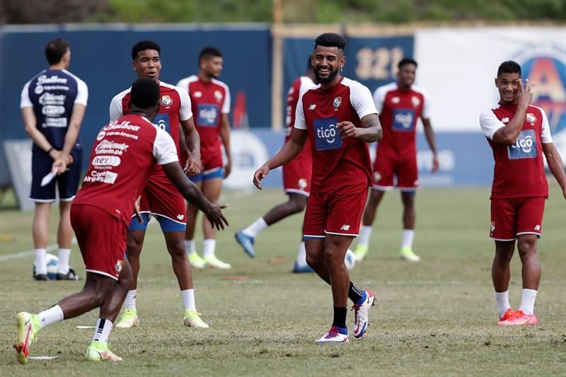 Panamá inicia su camino a Catar igual que finalizó su andar hacia a Rusia