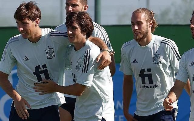 De la Fuente: "Miranda y Bryan Gil son un ejemplo para los más jóvenes"