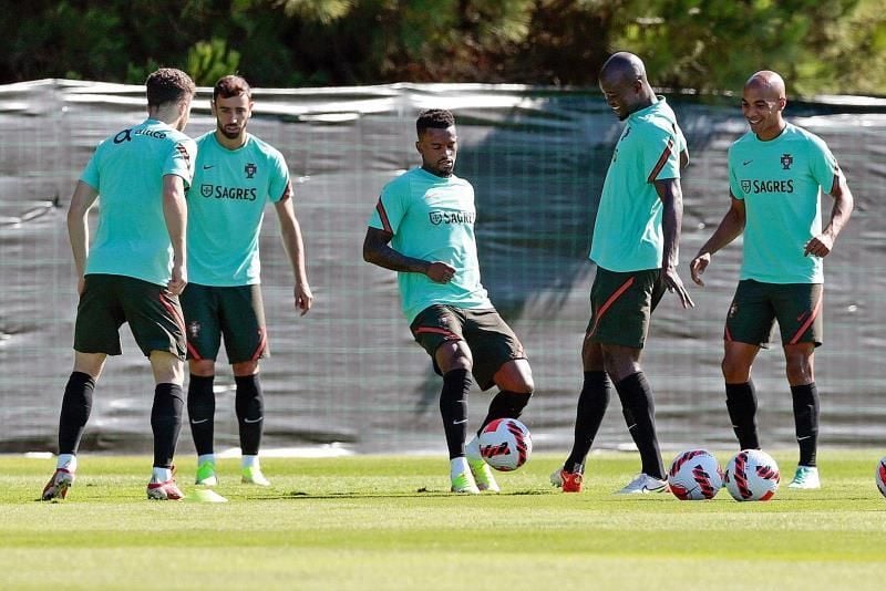 Santos busca ensayar el "equilibrio" de un Portugal sin Cristiano ante Catar