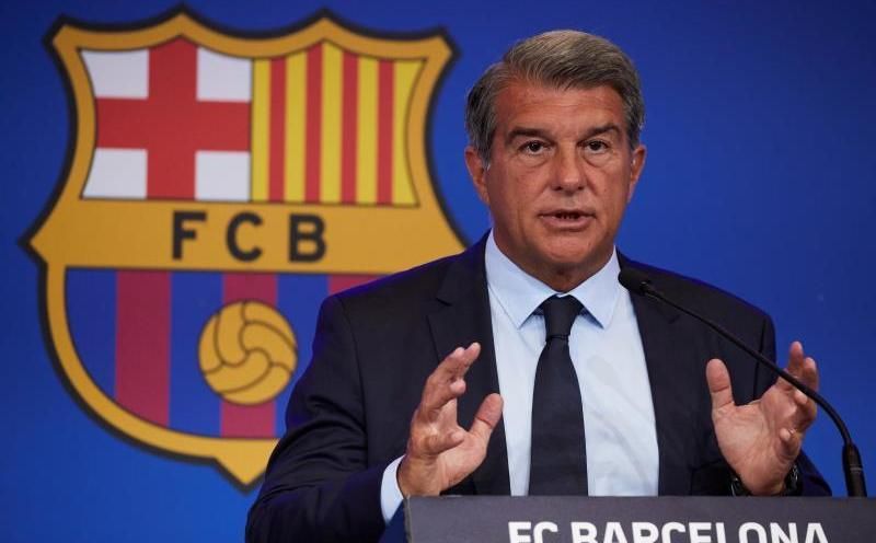 Los contratos ascendentes ahogan al Barcelona
