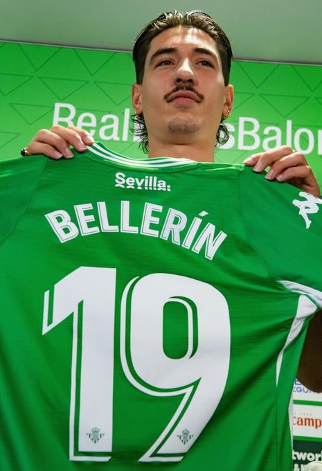 Bellerín: "Mi padre me obligaba a ponerme la camiseta del Betis"