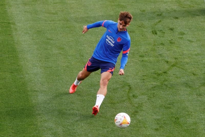 Griezmann entra en su primera convocatoria tras su retorno al Atlético