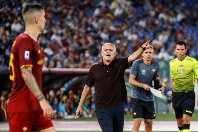 Mourinho, feliz como un niño en Roma