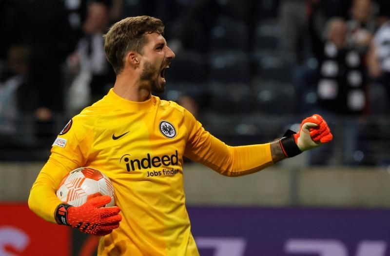 El Nápoles logra un valioso empate en un duelo de "gallitos" en Leicester