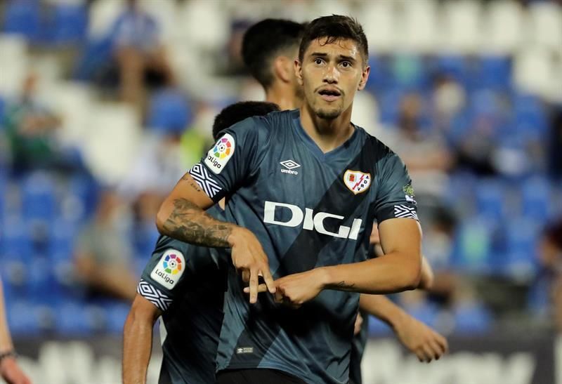 El uruguayo Emiliano Velázquez es presentado como jugador del Santos