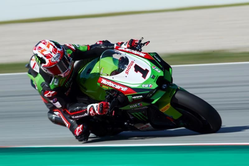 Razgatlioglu y Rea se reparten los primeros libres de Montmeló