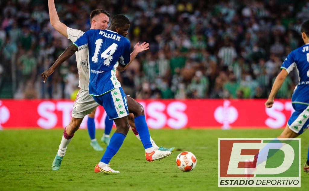 Una 'novia' de postín para William Carvalho en el mercado invernal