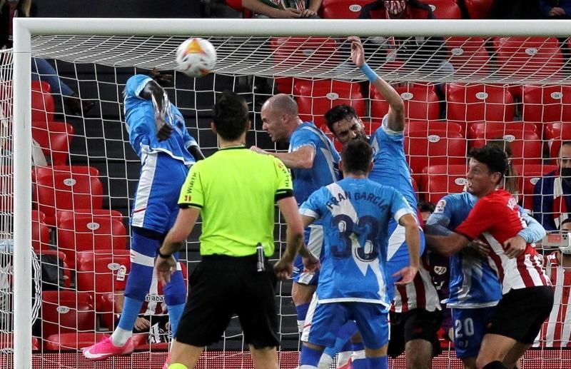1-2. Falcao toma San Mamés con un gol en el minuto 96