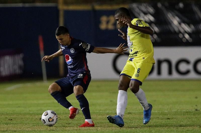 2-2. Un doblete de Kevin López rescata al Motagua en su vista al Universitario de Panamá