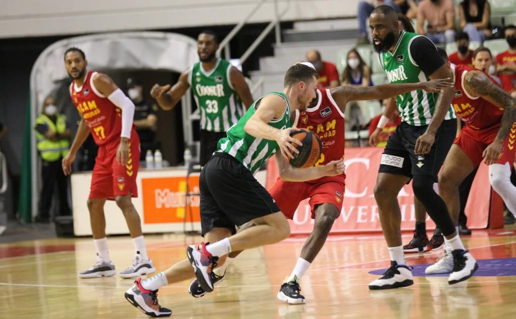 88-66. Taylor y McFadden guían al UCAM hasta el triunfo ante un desdibujado Betis