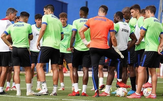 El Getafe prepara su visita al Betis plagado de bajas y con Míchel contra las cuerdas