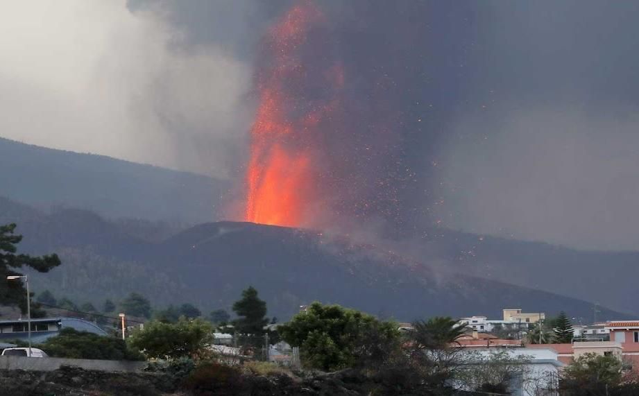 El deporte náutico se vuelca con los damnificados de La Palma