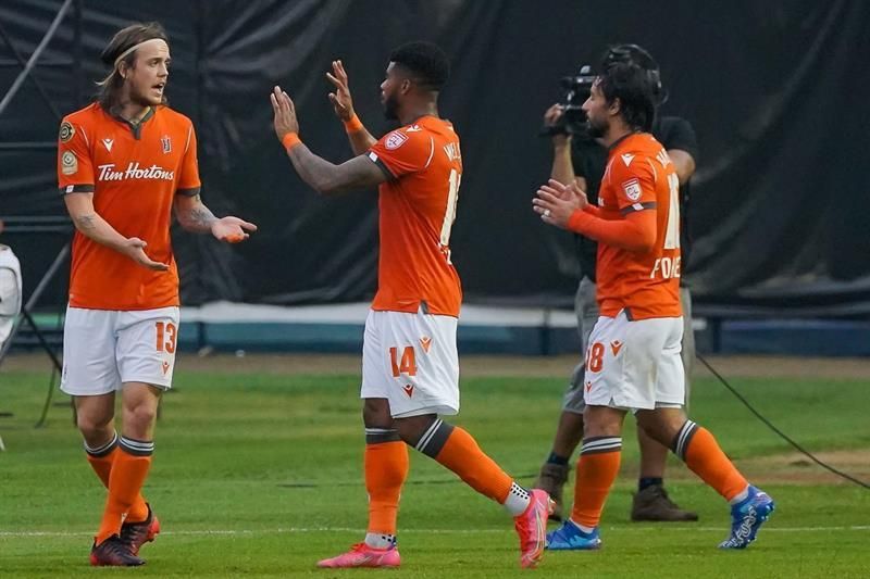 0-2. Forge Hamilton avanza a los cuartos de final de la Liga Concacaf