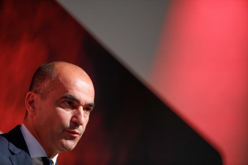 Roberto Martínez niega "contactos" con el Barca pero deja abierto su futuro