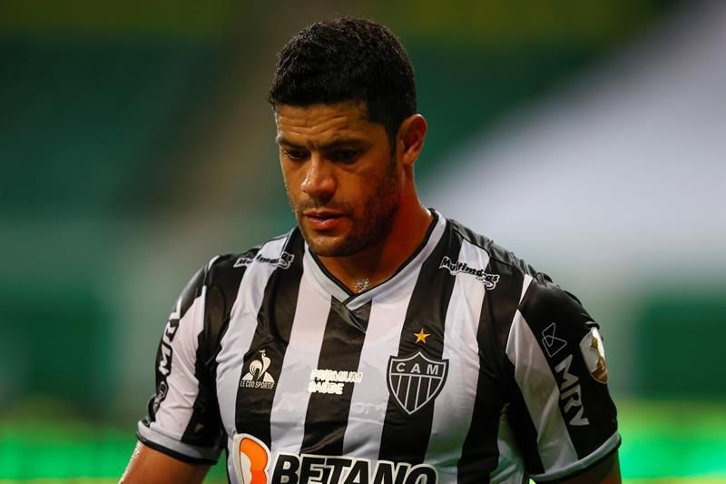 El Mineiro vence al Internacional y se aisla aún más en la punta en Brasil